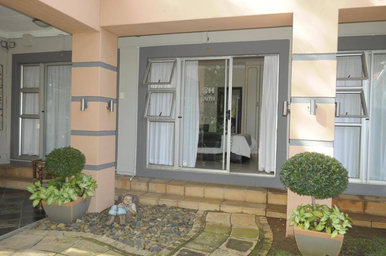 @Home Guest House Rustenburg Exterior foto